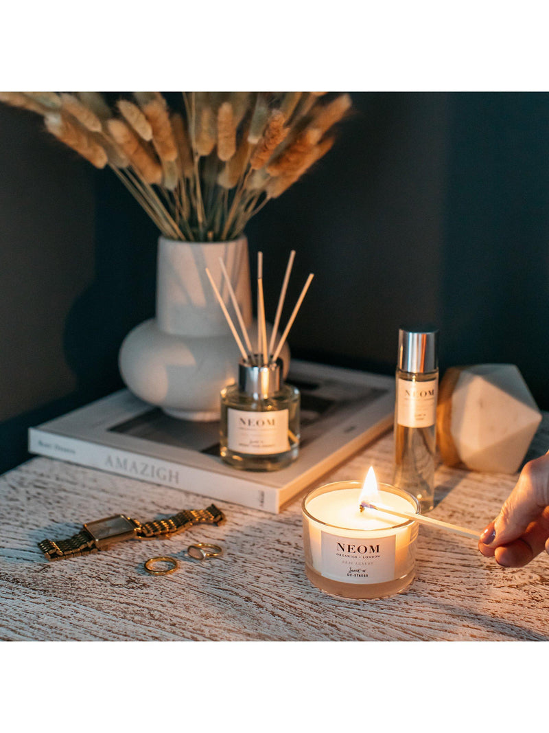 NEOM wellbeing set with candle mist and diffuser - British product