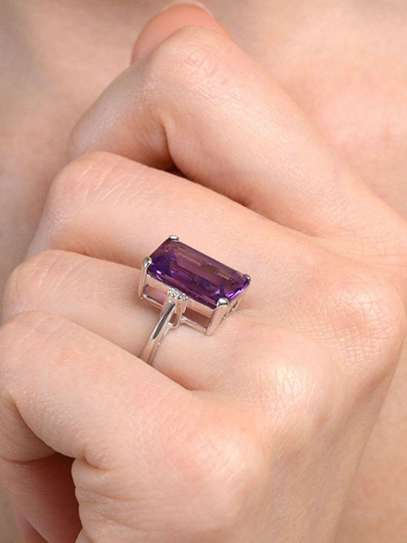 The Diamond Store 9K White Gold Amethyst Diamond Ring (British brand)